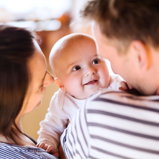 10 Ways to Stay Close After Your Baby Arrives